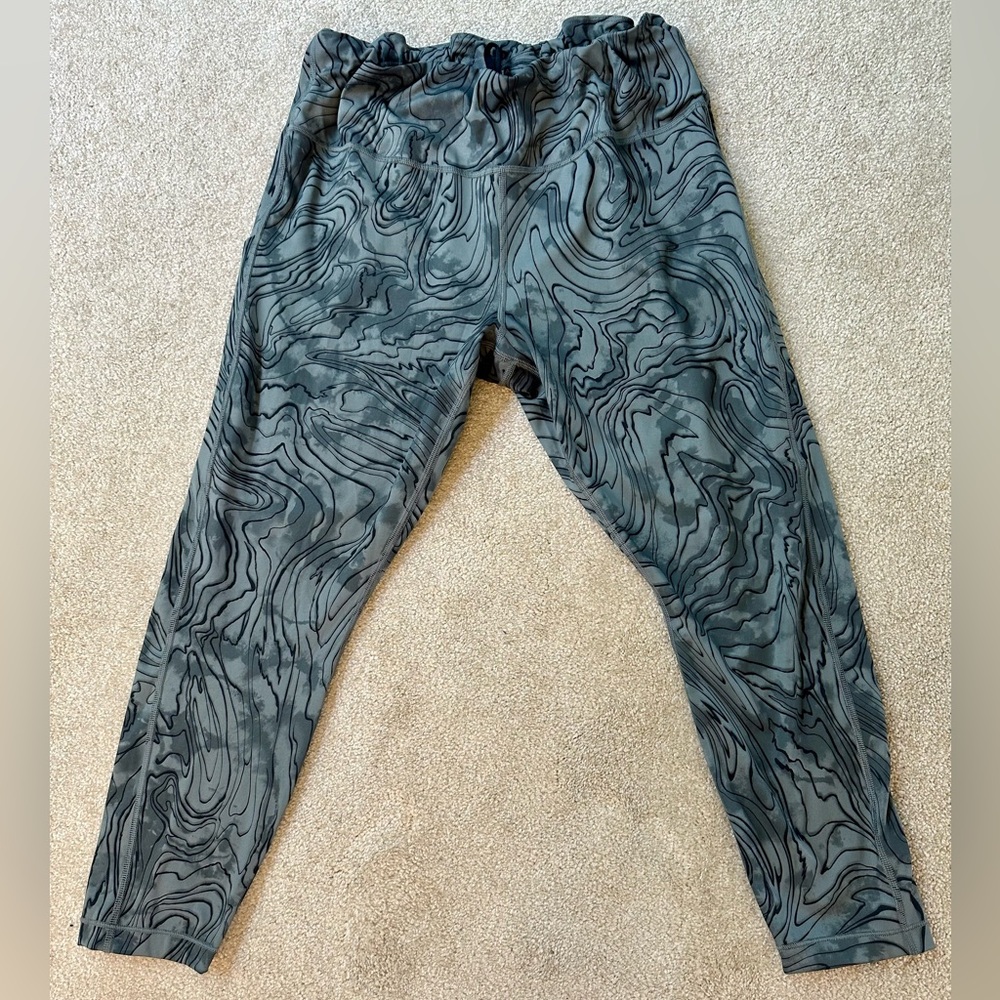 Athleta 7/8‎ length legging